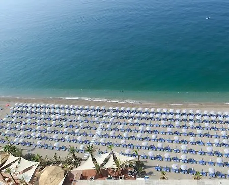 Szálloda Lloyds Baia 4*